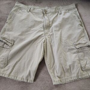 Wrangler Men's Cargo Shorts Size 38